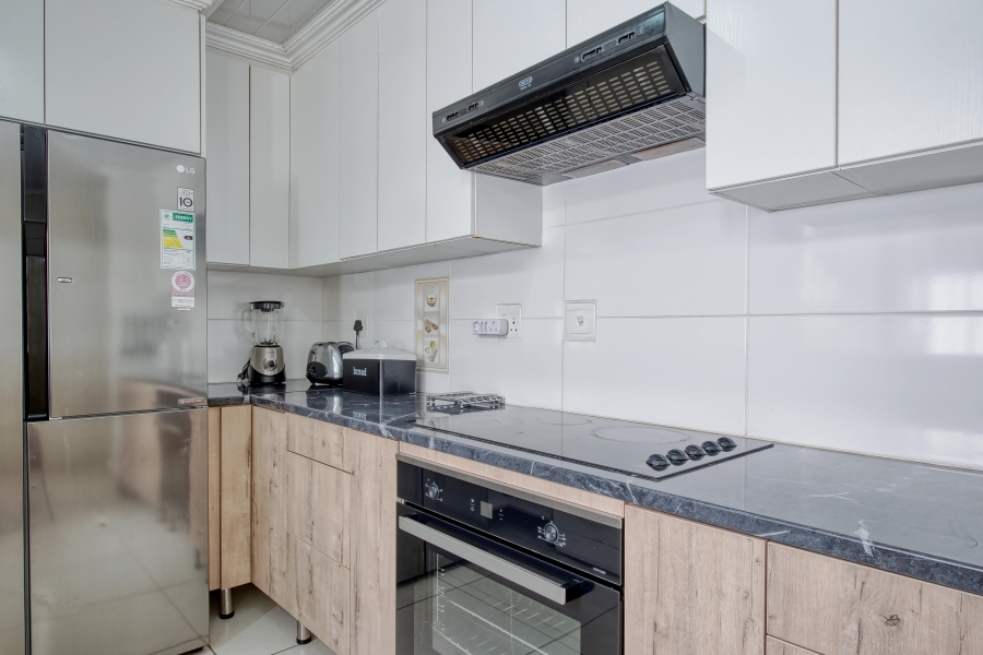 6 Bedroom Property for Sale in Summerstrand Eastern Cape